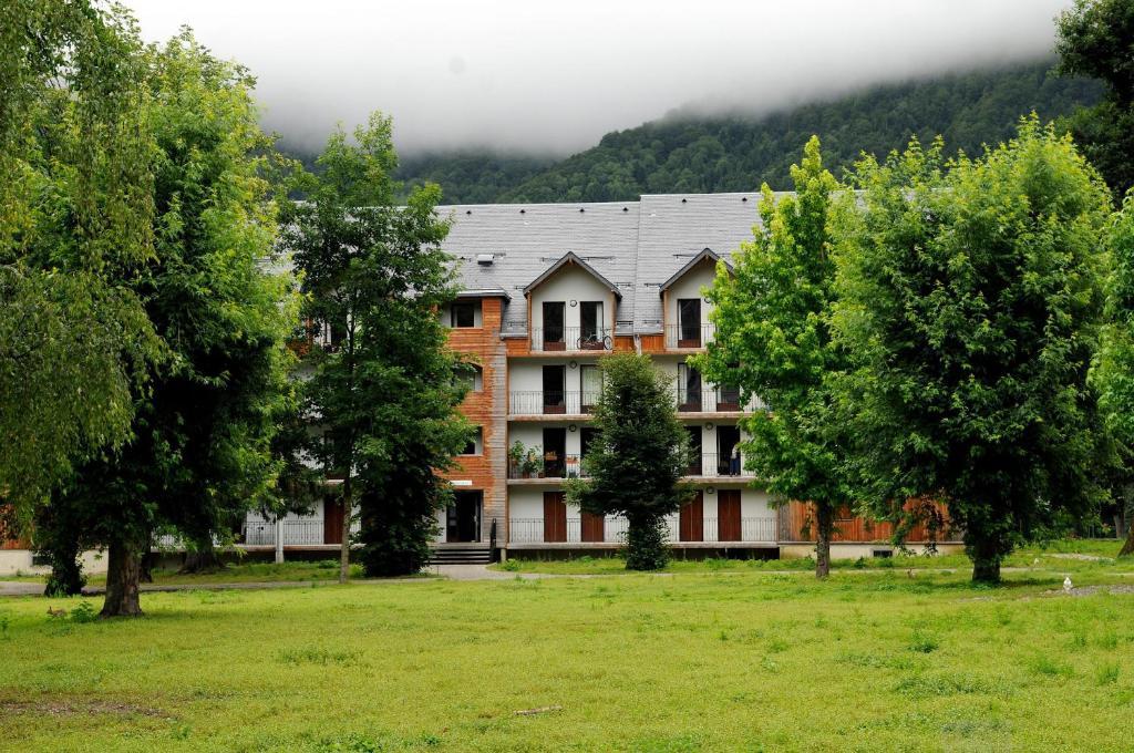 Residence Les Jardins De Ramel By Popinns Bagnères-de-Luchon Rum bild