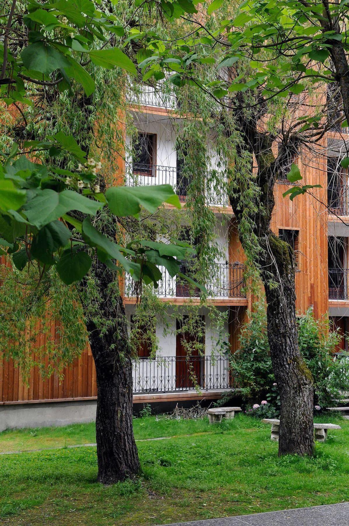 Residence Les Jardins De Ramel By Popinns Bagnères-de-Luchon Exteriör bild